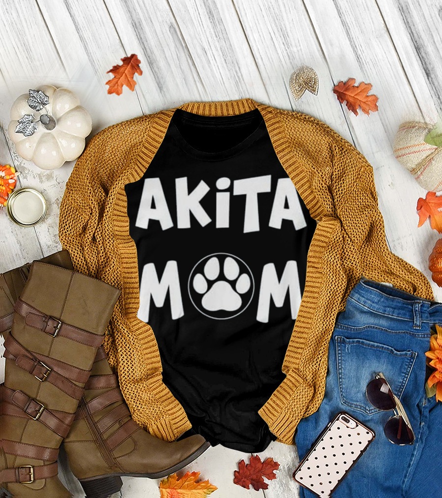 AKITA MOM Paw Prints T-Shirt