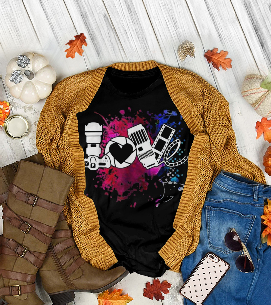 LOVE Photography Camera Lens Film Splash T-Shirt