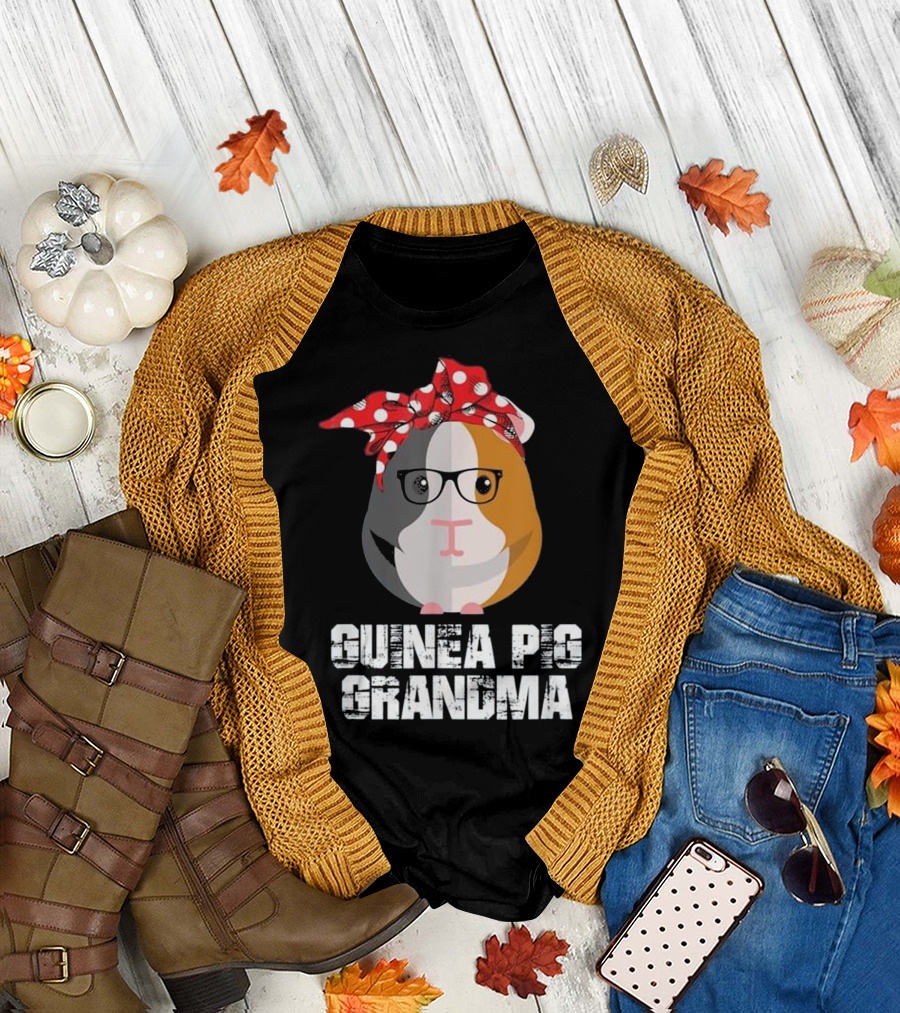 Guinea Pig Grandma Birthday Nana Mothers Red Polka Dot Bow Glasses T-Shirt