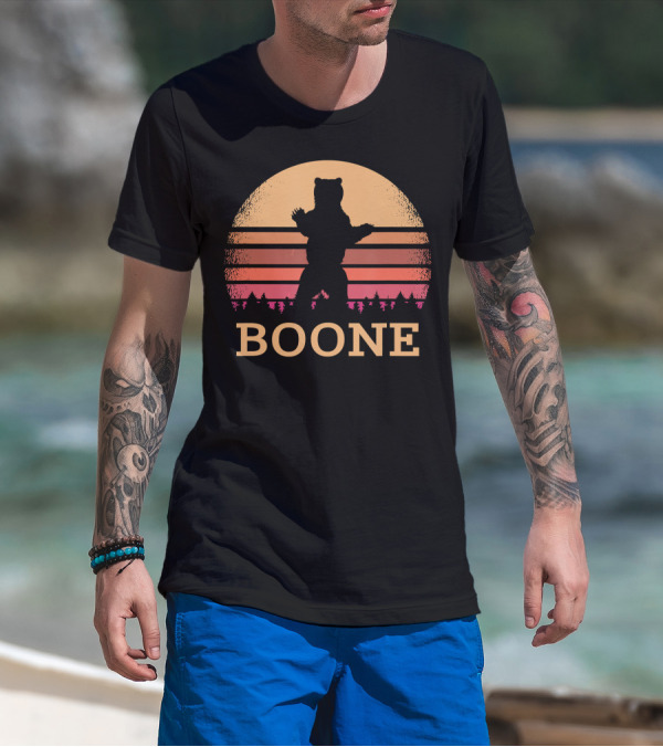 Boone North Carolina Vintage NC Bear Silhouette Distressed 80s Style Sunset T-Shirt