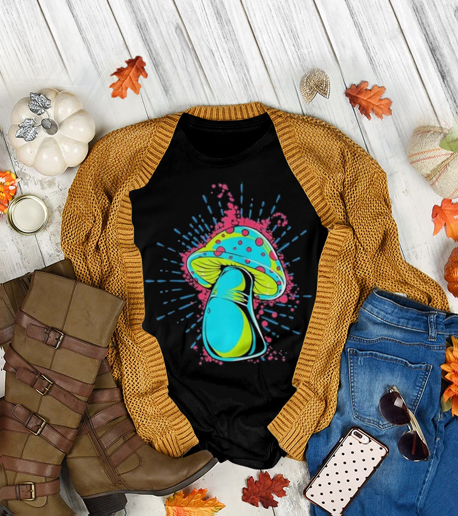 EDM Trippy Mushroom Dance Rave Music Psychedelic Vibes T-Shirt