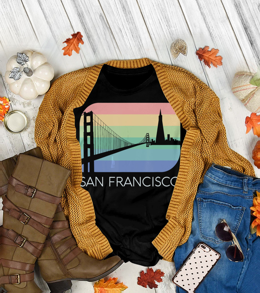 San Francisco California Vintage Cali Ba Golden Gate Bridge Rainbow Skyline Retro T-Shirt