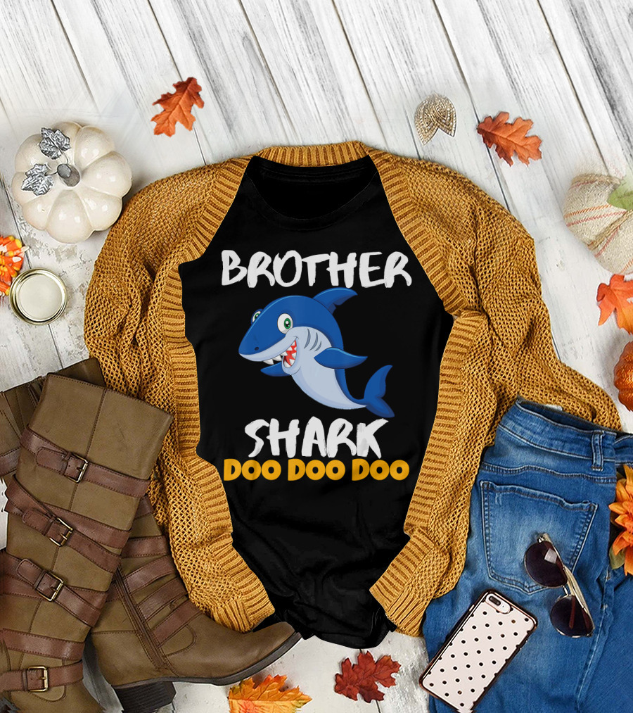 BROTHER SHARK DOO DOO DOO FATHERS DAY GIF T-Shirt