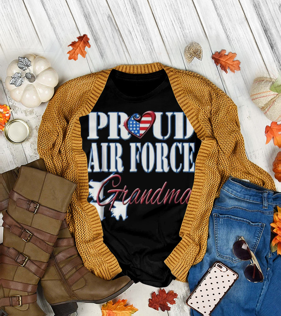 Proud Air Force Grandma US Heart with Jets T-Shirt