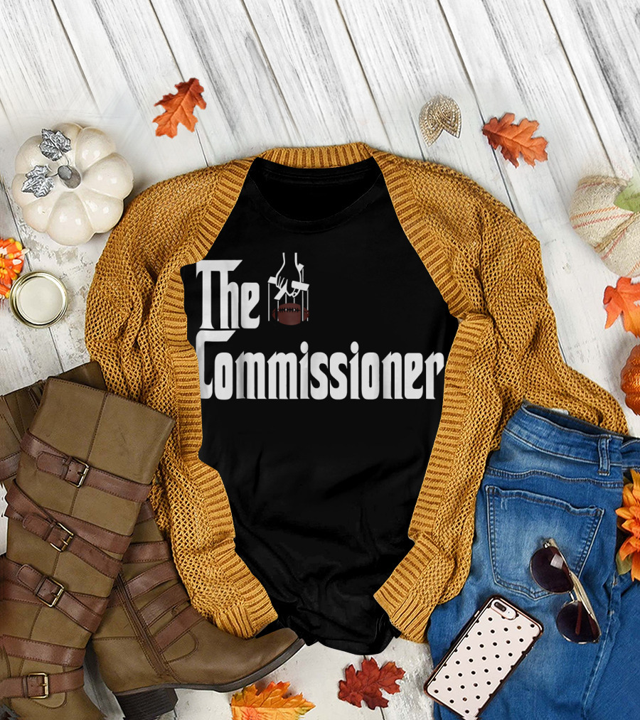 The Commissioner Fantasy Football Par Hands Iconic Draft T-Shirt