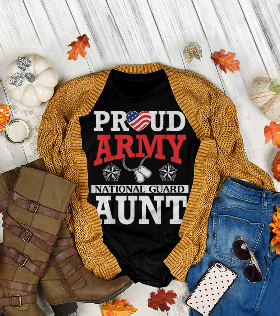 Proud Army National Guard Aunt with Patriotic Heart and Dog Tags T-Shirt