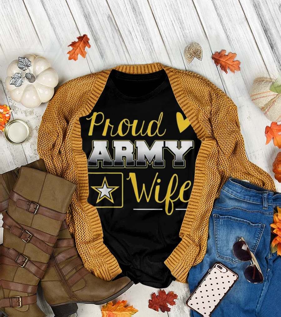 Proud Army Wife Heart Star Emblem T-Shirt