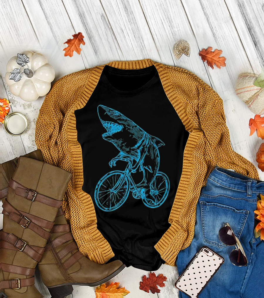 SEEMBO Shark Riding Bicycle Cycling Adventure T-Shirt