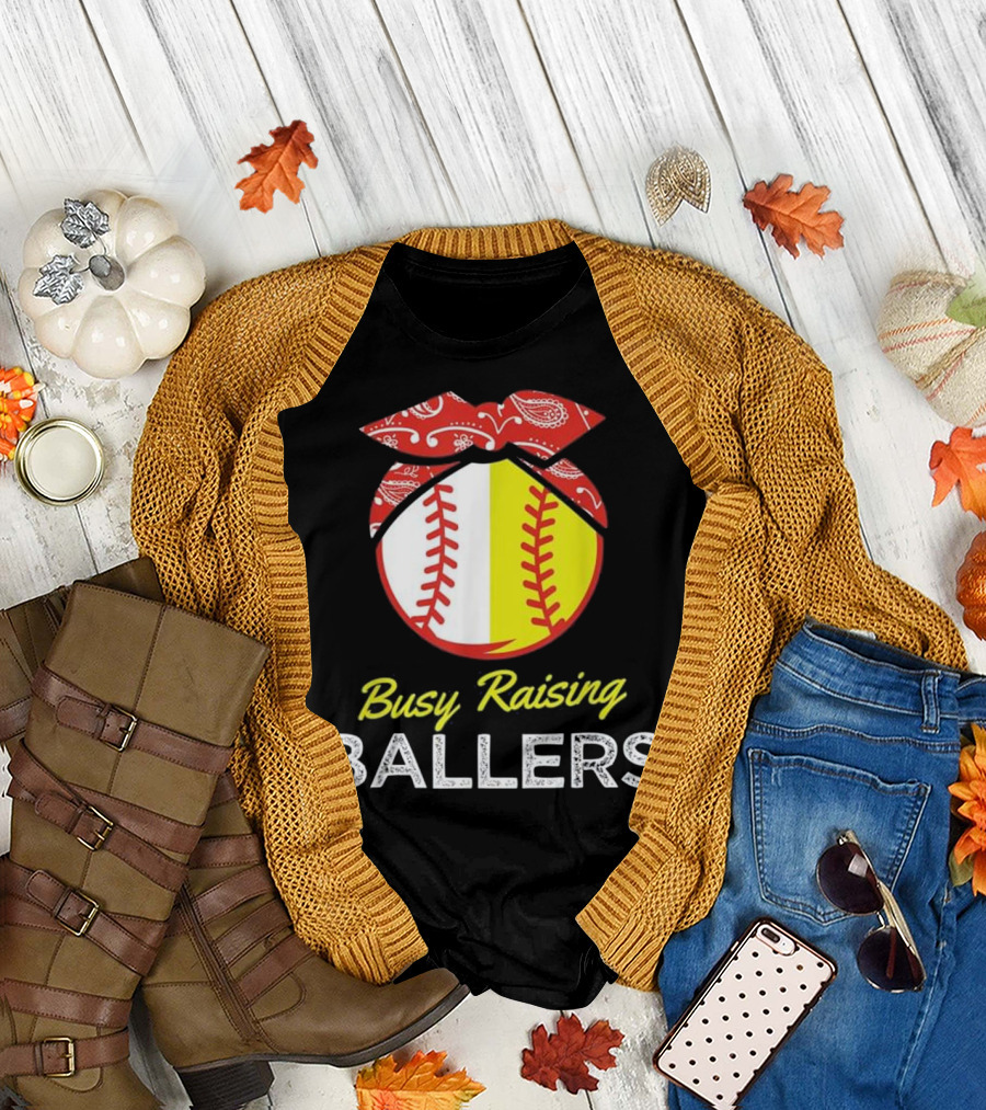 Busy Raising Ballers Funny Softball Player Gifts Softball Coach M T-Shirt