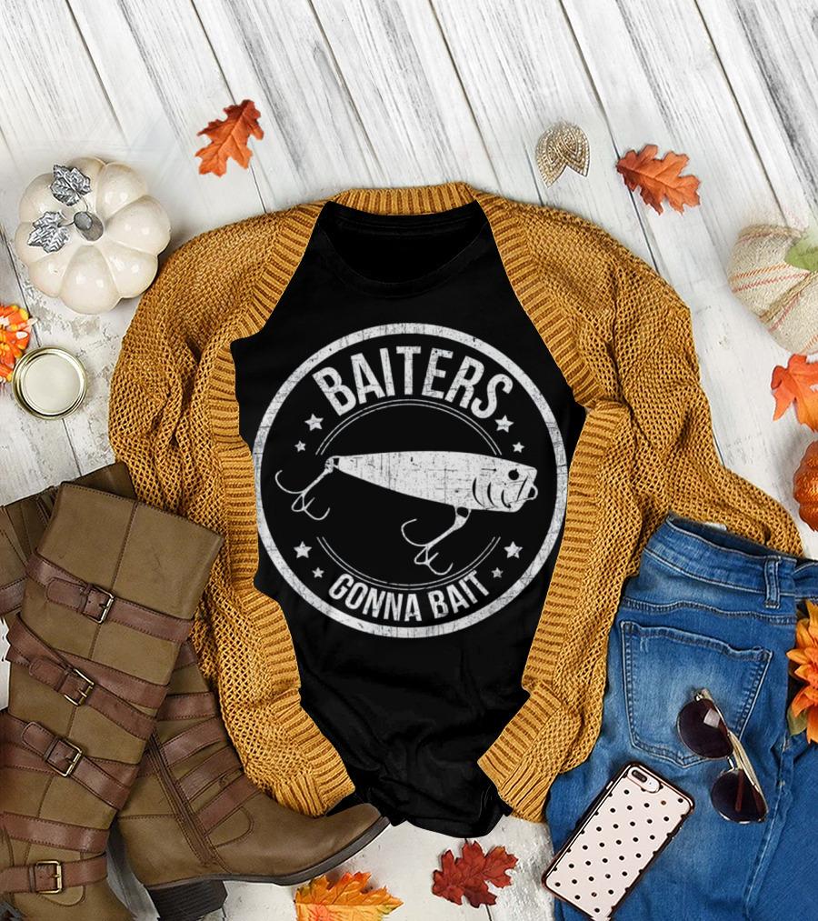 Baiters Gonna Bait Fishing Lure Humor with Stars and Hooks T-Shirt
