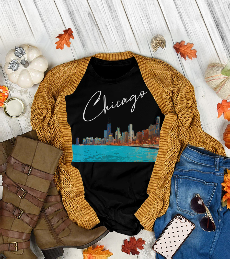 Downtown Chicago Skyline Buildings at Night Lakefront Scene T-Shirt