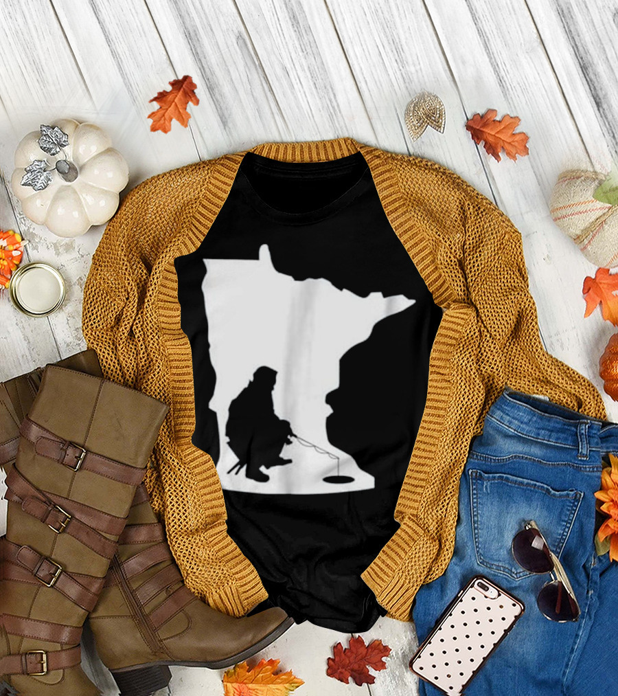 Minnesota State Map Ice Fishing Silhouette MN T-Shirt