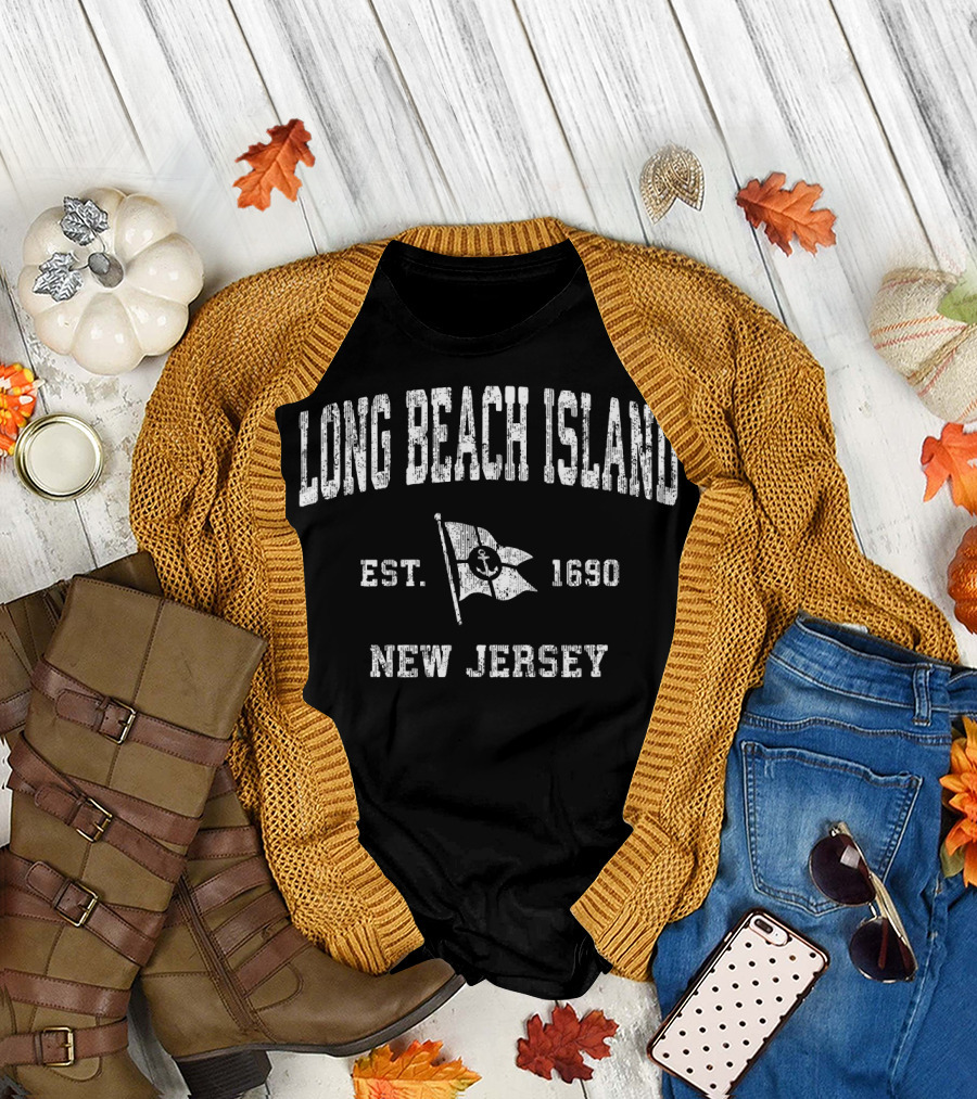 Long Beach Island New Jersey Est. 1690 Anchor Flag T-Shirt
