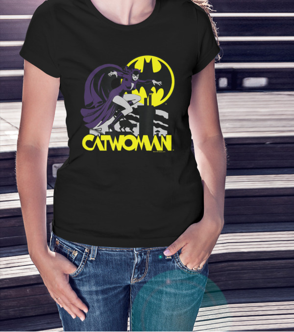 Batman Catwoman Rooftop Gotham City Cat Icon T-Shirt