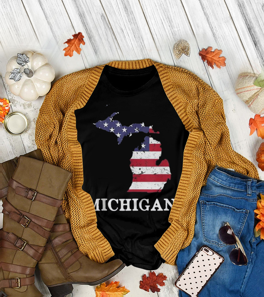 Michigan Map American Flag T-Shirt