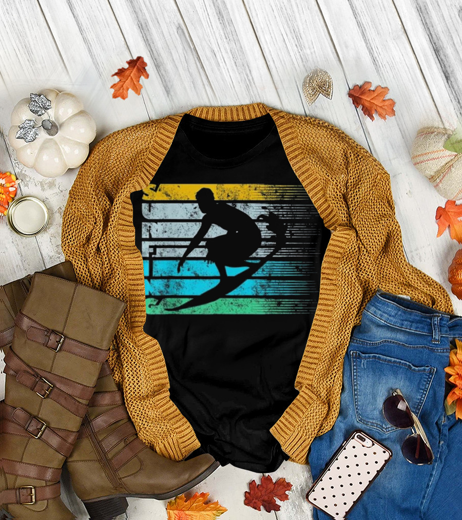 Cool Surfing Vintage Silhouette Distressed Retro Surfing Adventure T-Shirt