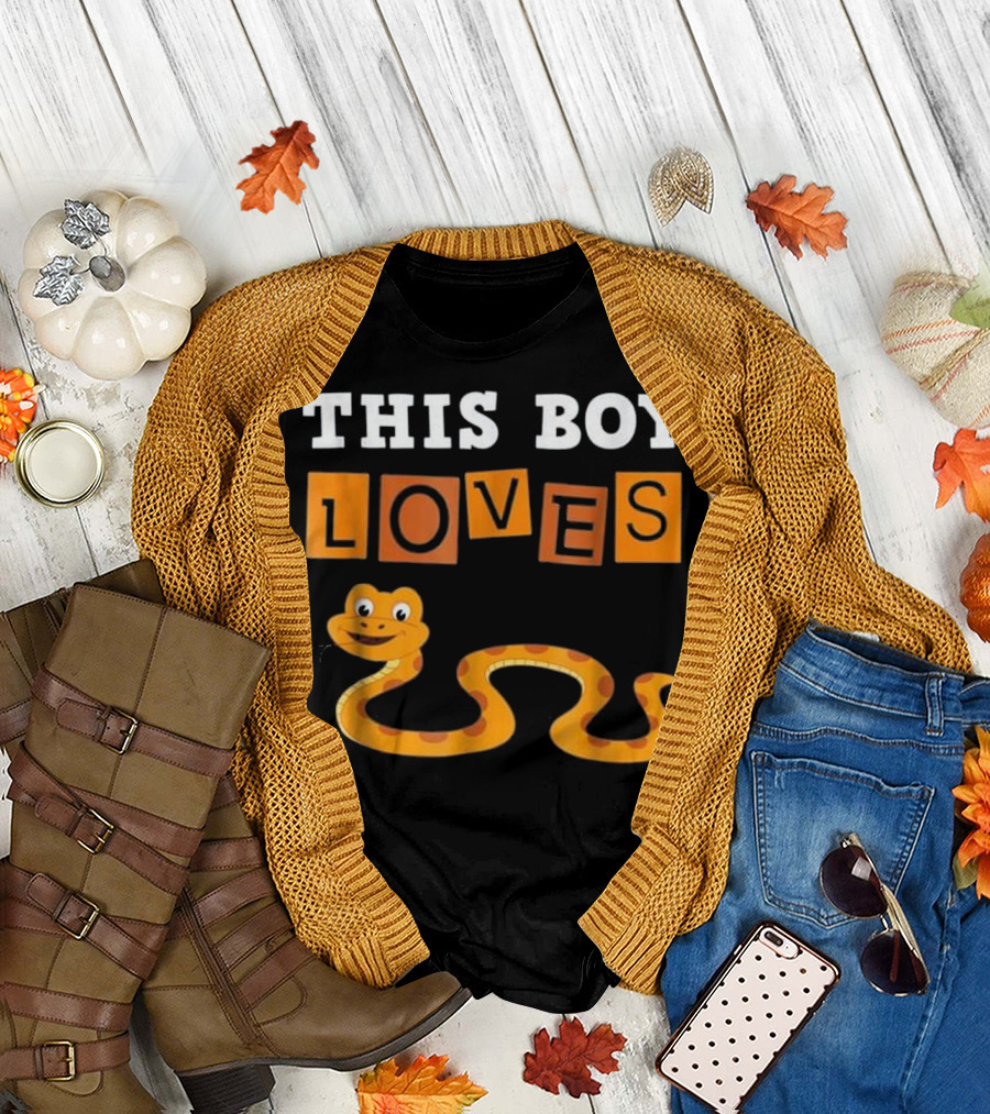 THIS BOY LOVES CORN SNAKE T-Shirt