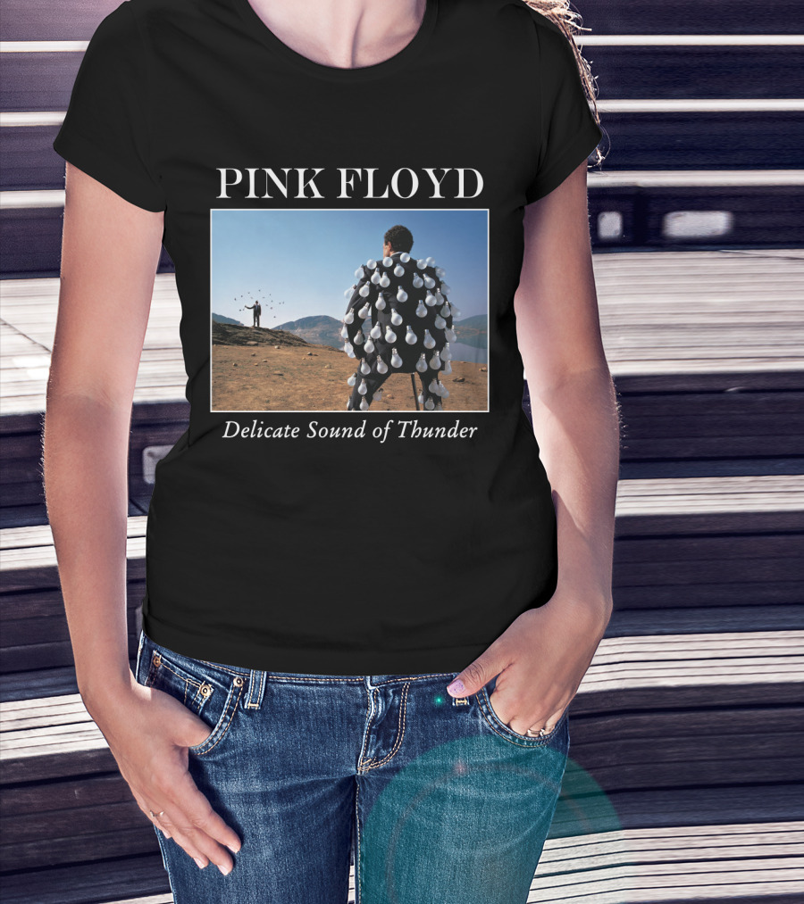 Pink Floyd Delicate Sound Of Thunder Lightbulb Suit Album Cover T-Shirt