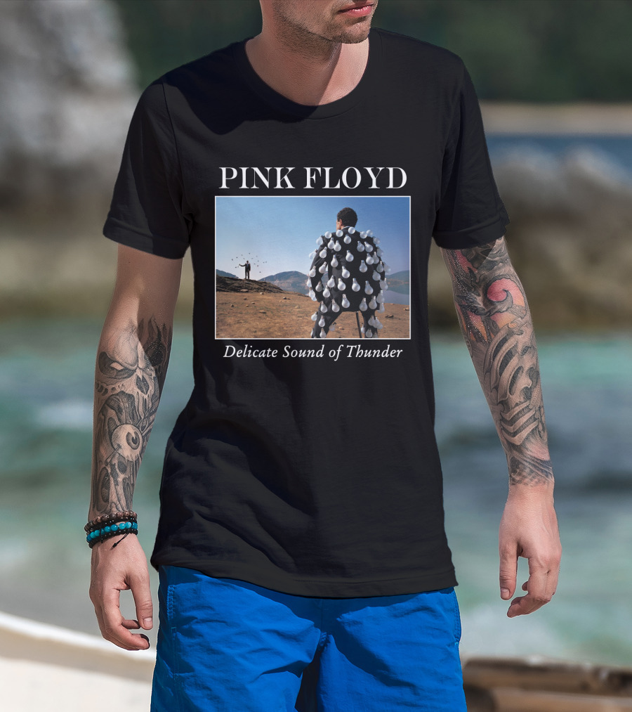 Pink Floyd Delicate Sound Of Thunder Lightbulb Suit Album Cover T-Shirt