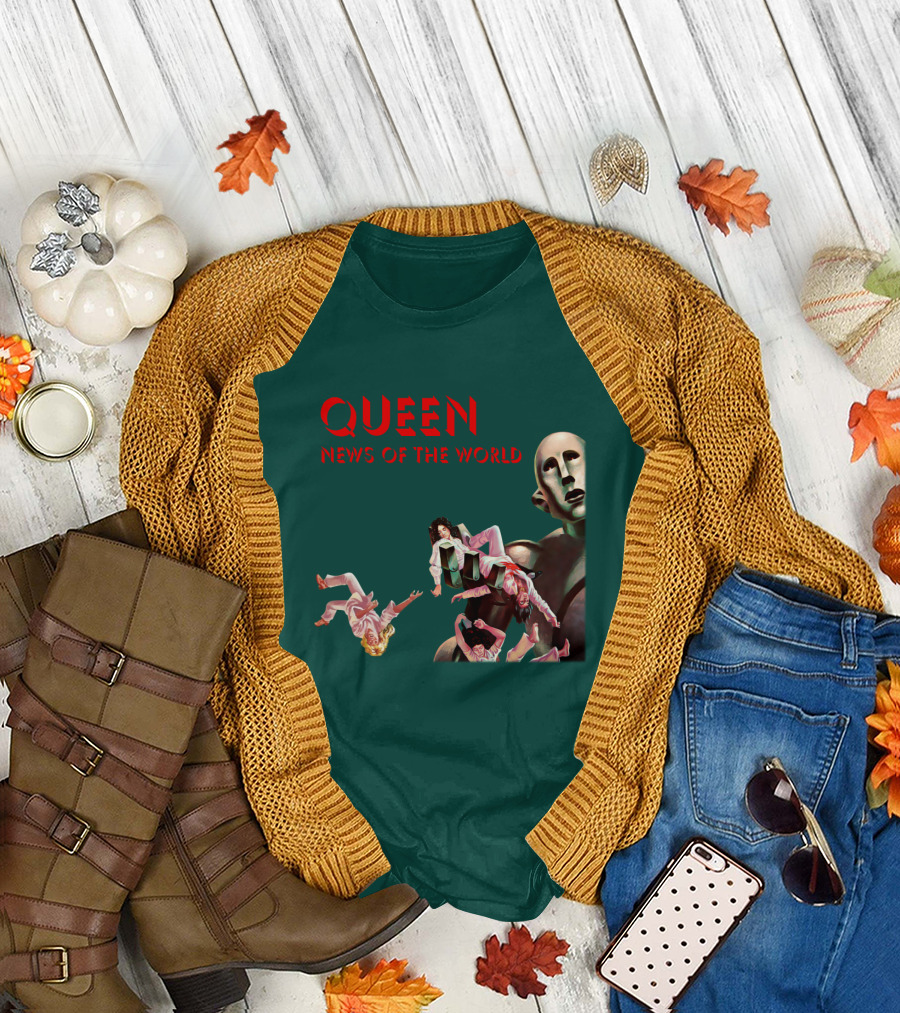 Queen News Of The World Album Cover Robot Artwork T-Shirt