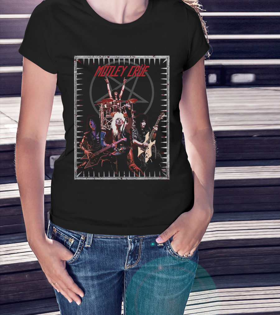 Mötley Crüe Band Members With Pentagram T-Shirt