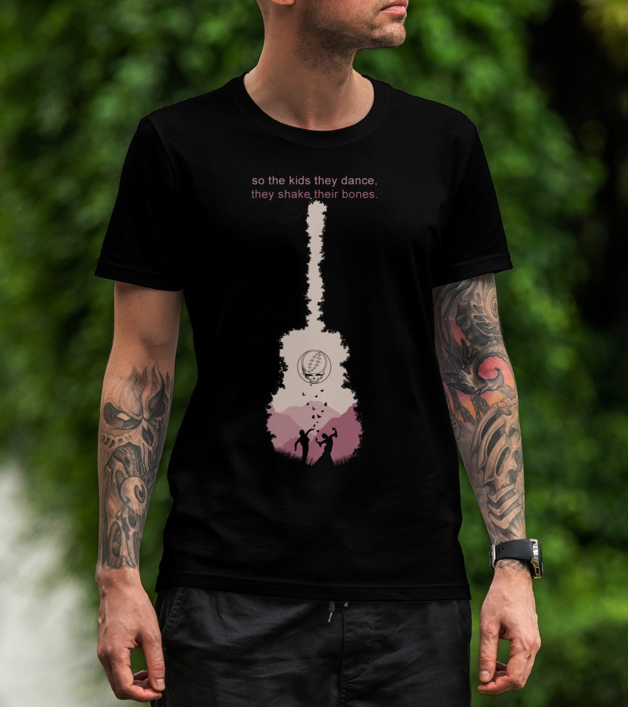 So The Kids They Dance They Shake Their Bones Gd T-Shirt