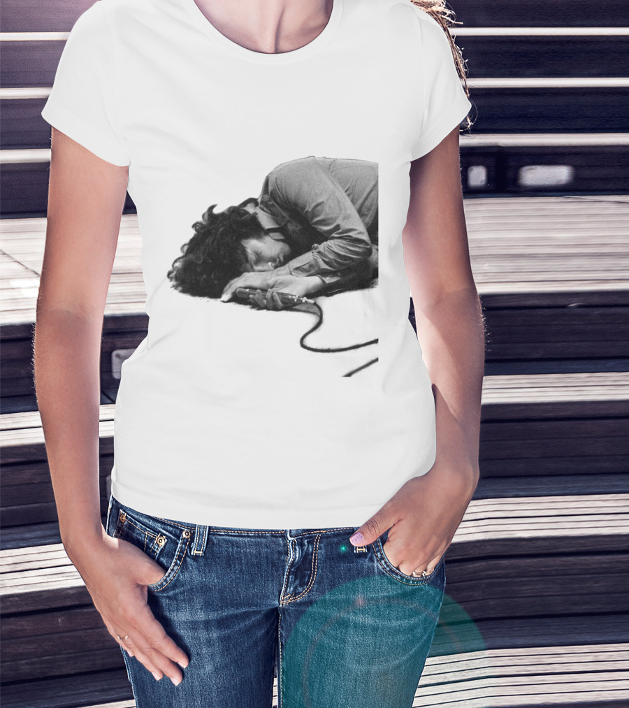 Music Icon Resting With Microphone T-Shirt