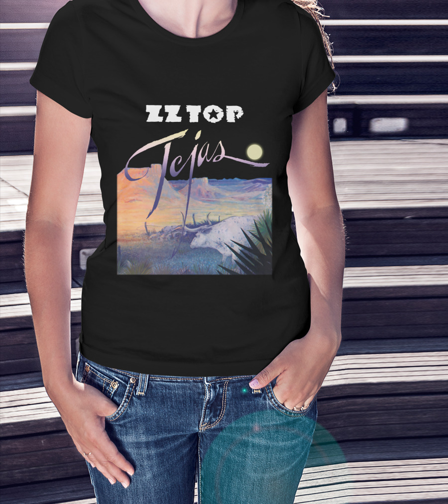 Zz Top Tejas Desert Scene With White Longhorn Under Moon T-Shirt
