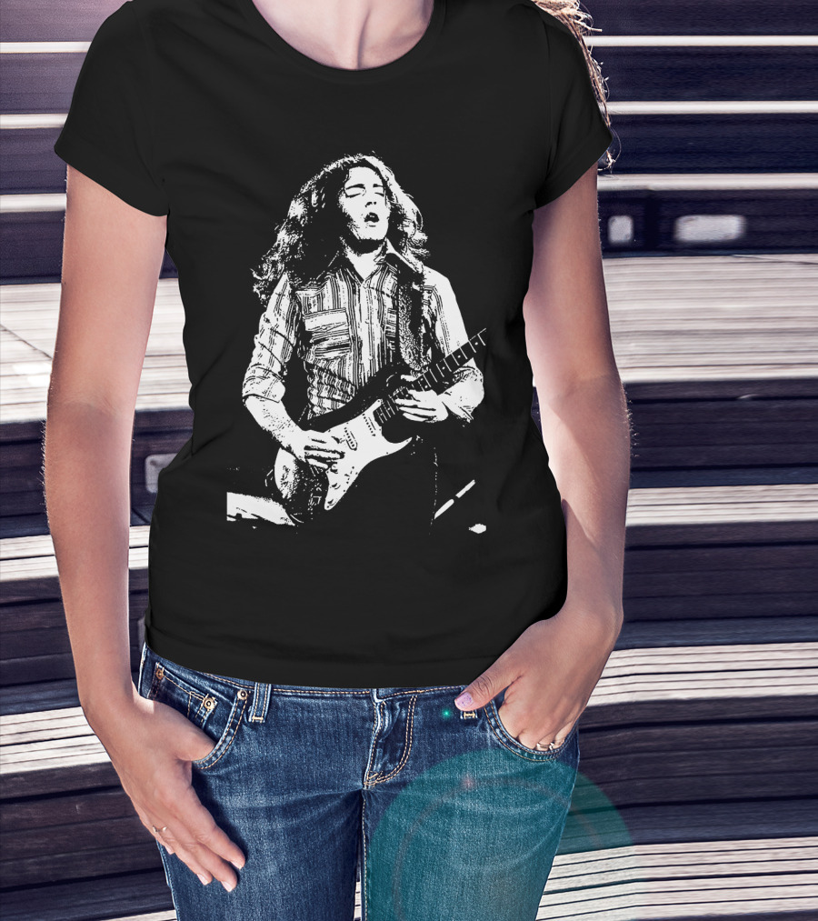 Rory Gallagher Guitarist Vintage Retro Style T-Shirt