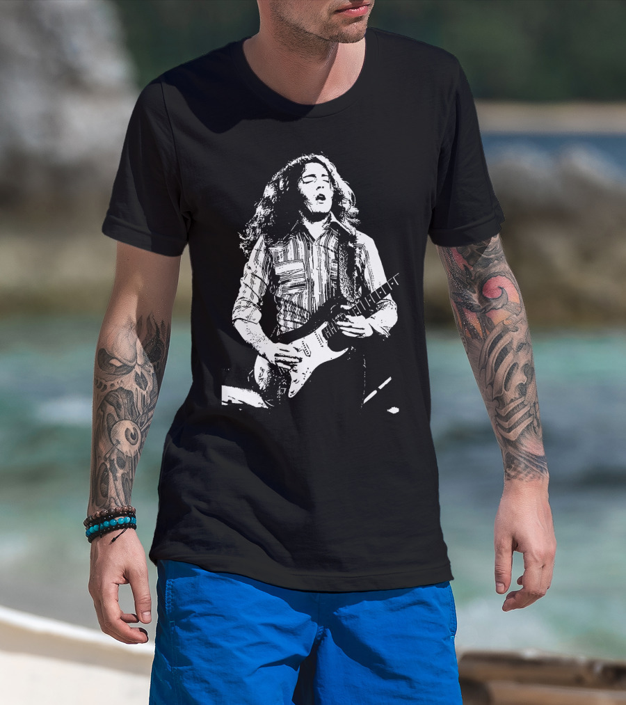 Rory Gallagher Guitarist Vintage Retro Style T-Shirt