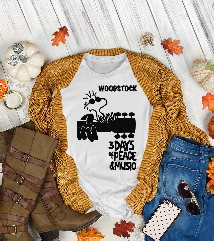 Woodstock 3 Days Of Peace & Music Ws69 T-Shirt