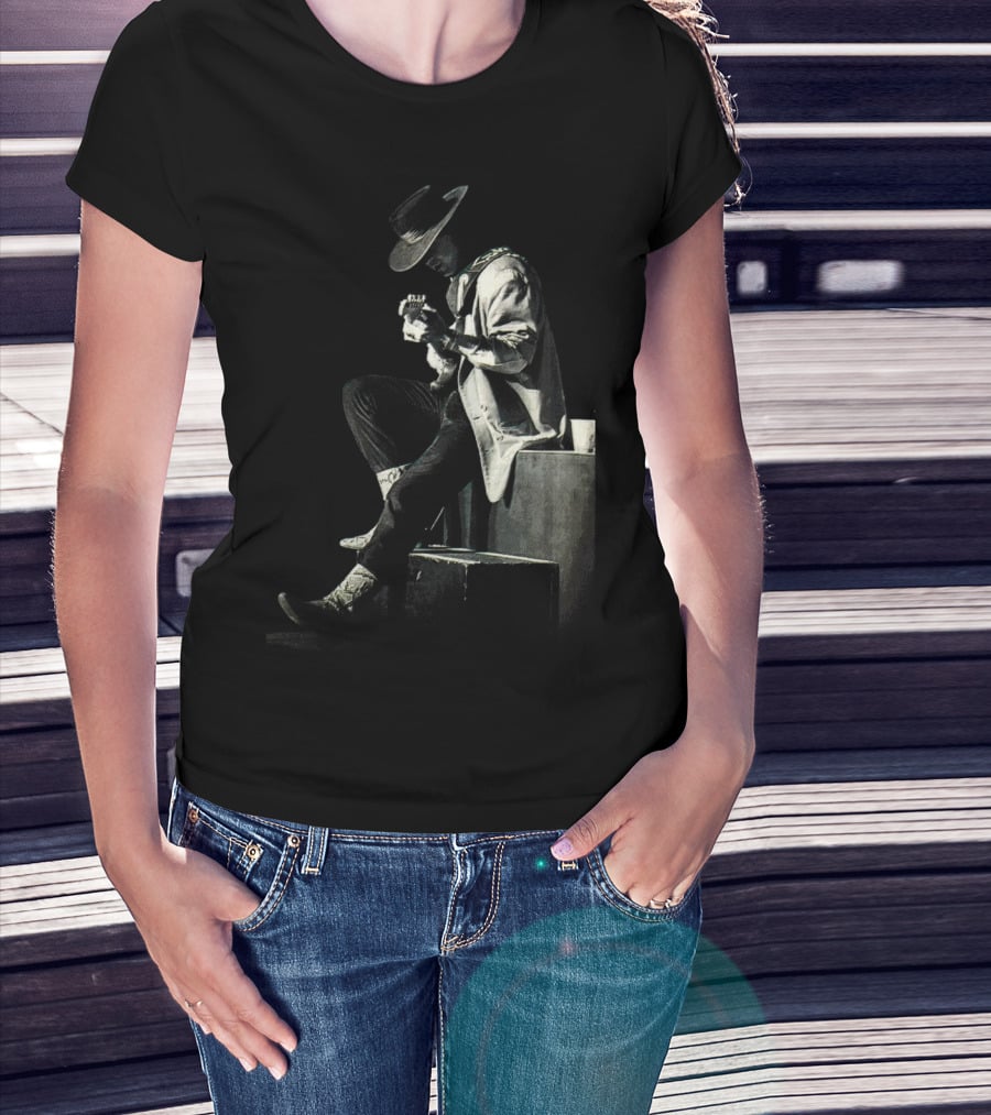 Guitar Icon Vintage Style T-Shirt