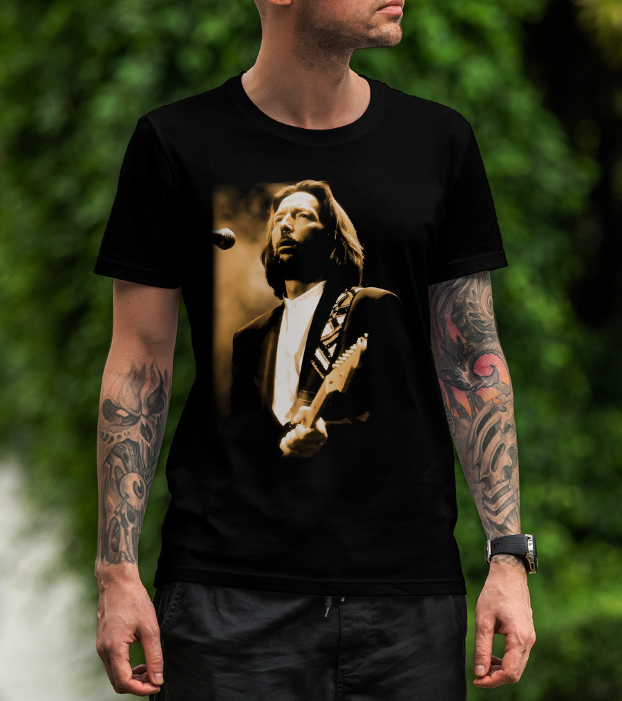 Ec 23 Concert Guitarist T-Shirt