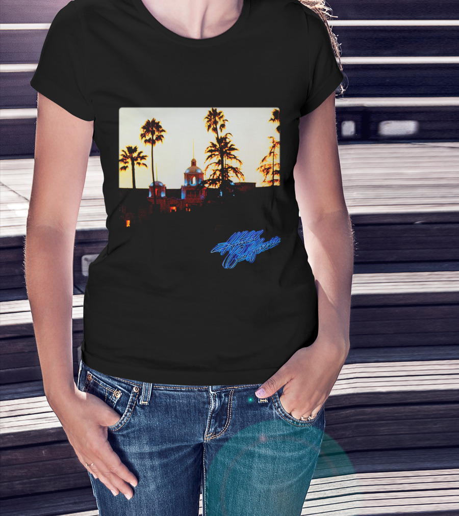 Hotel California Night Scene With Palm Trees And Neon Style T-Shirt