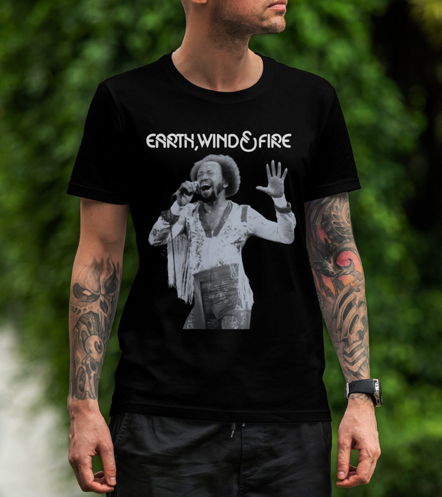 Earth Wind & Fire Singer Performing With Passion T-Shirt