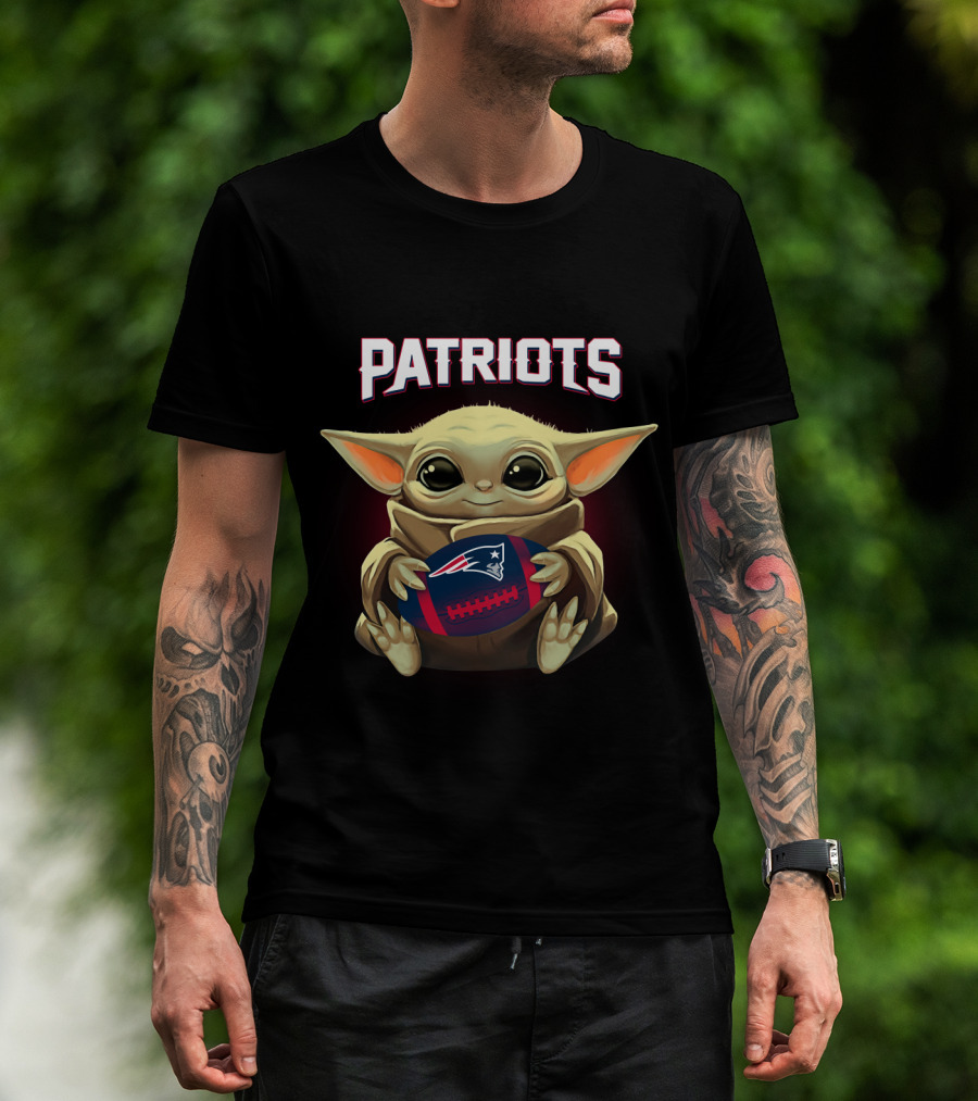 Patriots Baby Yoda Holding New England Football T-Shirt