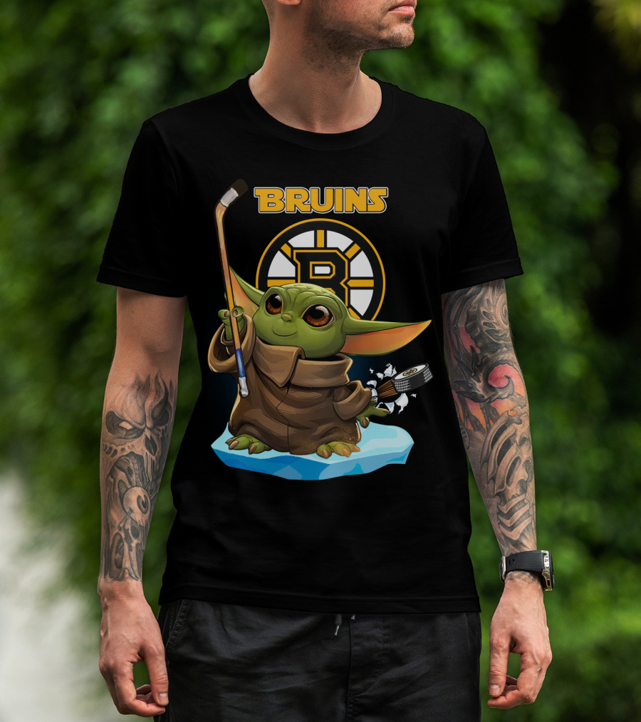 Baby Yoda Bruins Hockey Boston Bruins T-Shirt