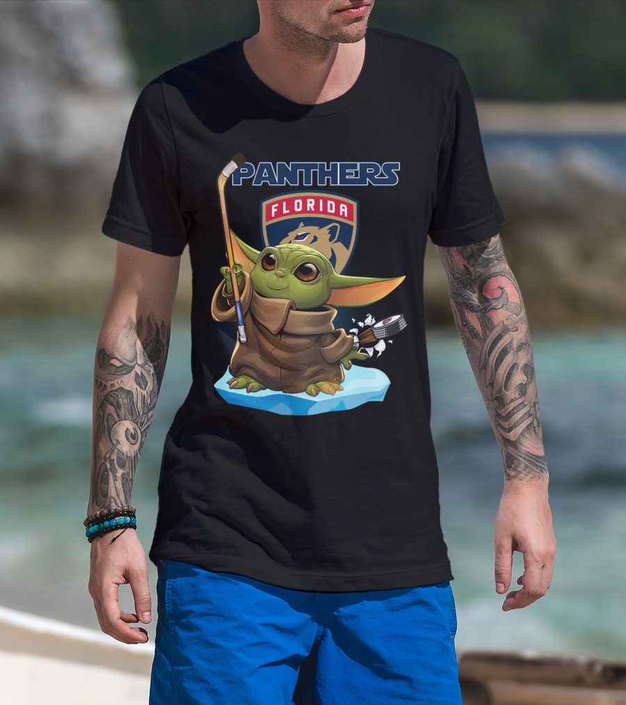 Baby Yoda Playing Hockey With Florida Panthers T-Shirt