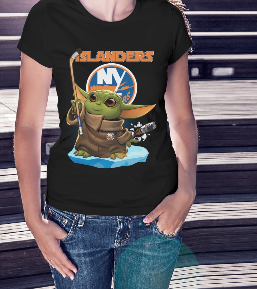 Islanders Ny Baby Yoda Holding Hockey Stick And Puck T-Shirt