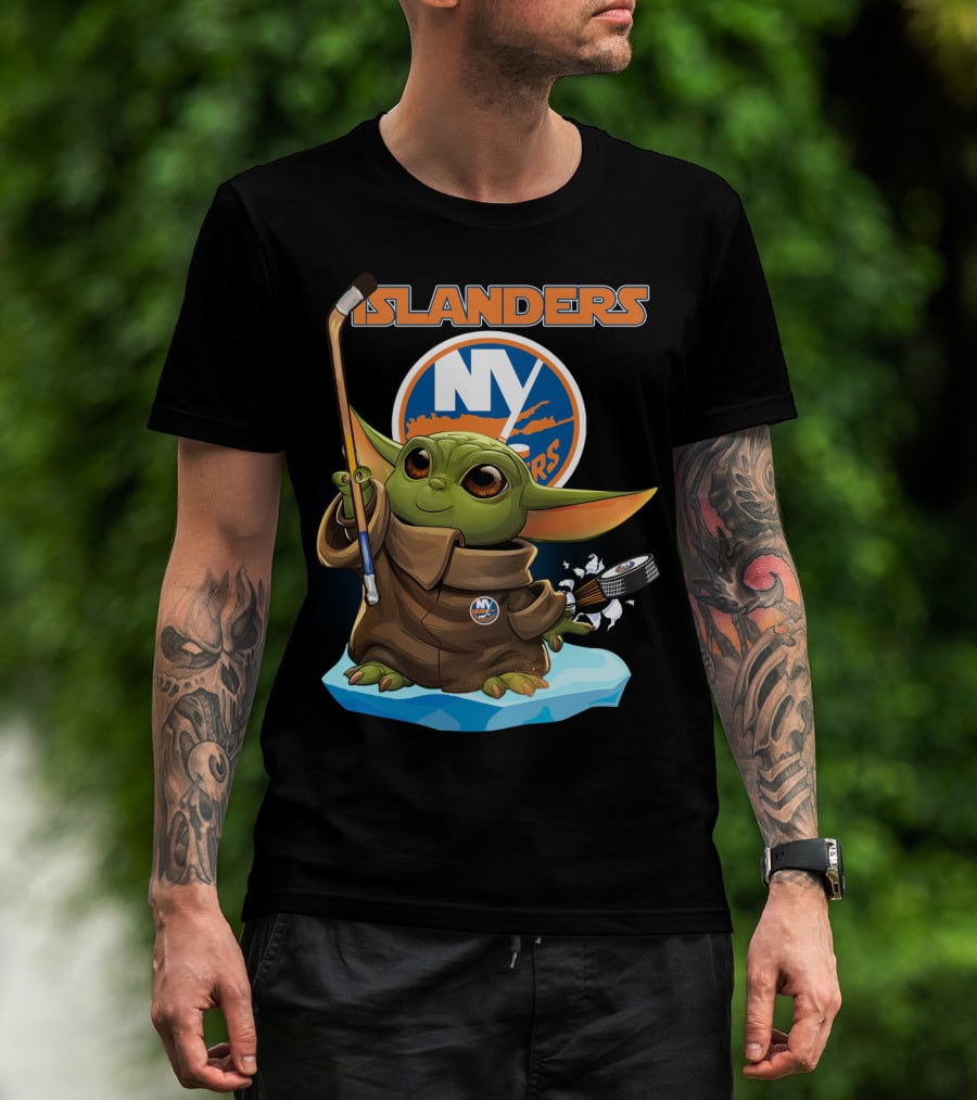 Islanders Ny Baby Yoda Holding Hockey Stick And Puck T-Shirt
