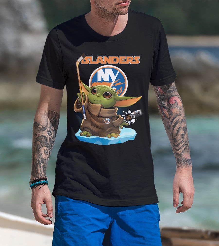Islanders Ny Baby Yoda Holding Hockey Stick And Puck T-Shirt