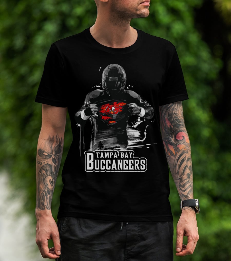 Tampa Bay Buccaneers Football Hero Revealing Team T-Shirt