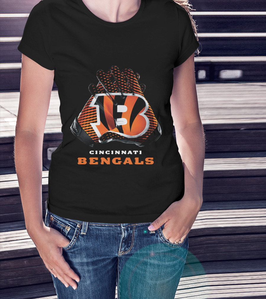 Cincinnati Bengals Nfl Team Gloves T-Shirt