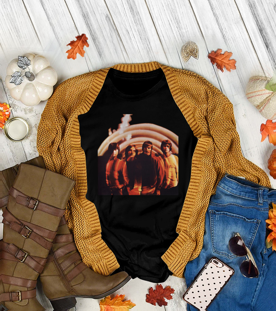 TKK 22 The Kinks Are the Village Green Preservation Society Album Cover with Band Members in Psychedelic Wave T-Shirt
