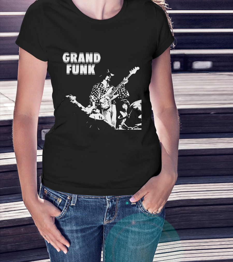 Grand Funk Railroad Live Concert Performance Retro Style T-Shirt