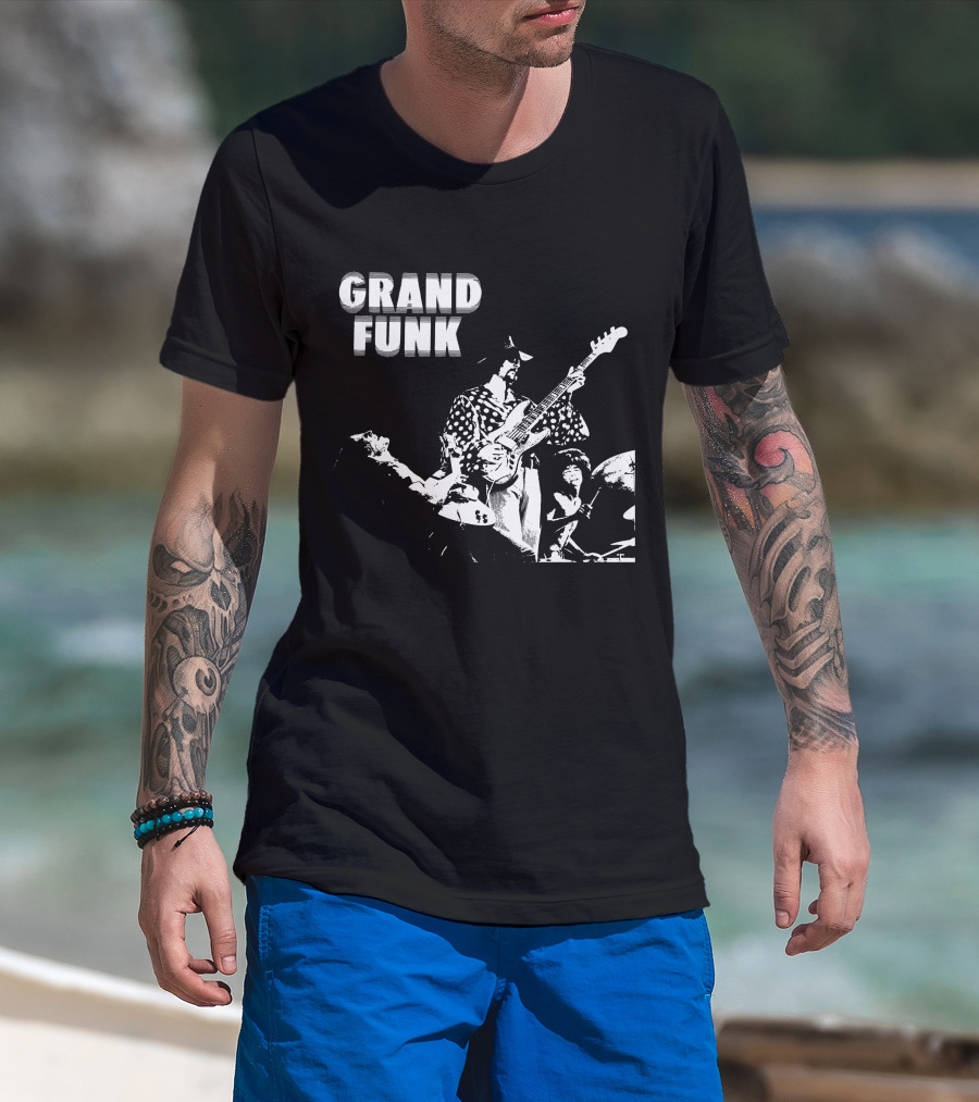 Grand Funk Railroad Live Concert Performance Retro Style T-Shirt