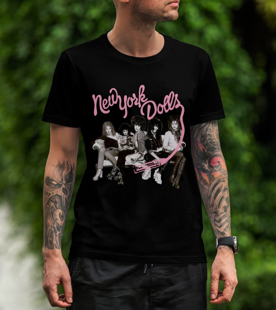 New York Dolls Band Pink Logo And Group Photo T-Shirt