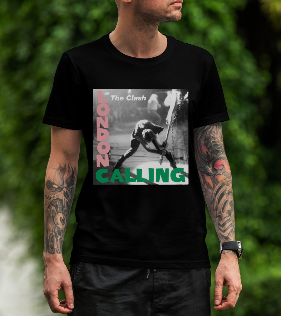 The Clash London Calling Album Cover Black And White Photo Iconic Rock Band T-Shirt