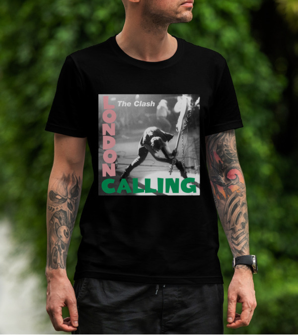 The Clash London Calling Album Cover Black And White Photo Iconic Rock Band T-Shirt