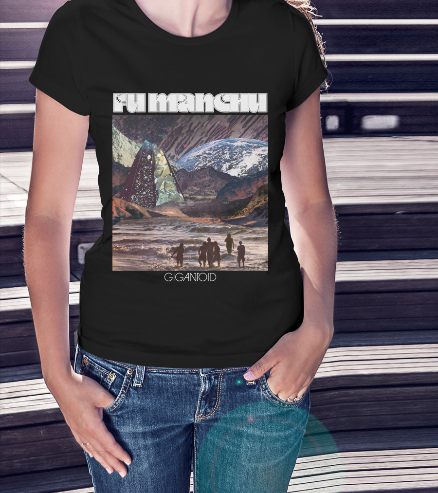Fu Manchu Gigantoid Beach Pyramid Earth Scene T-Shirt